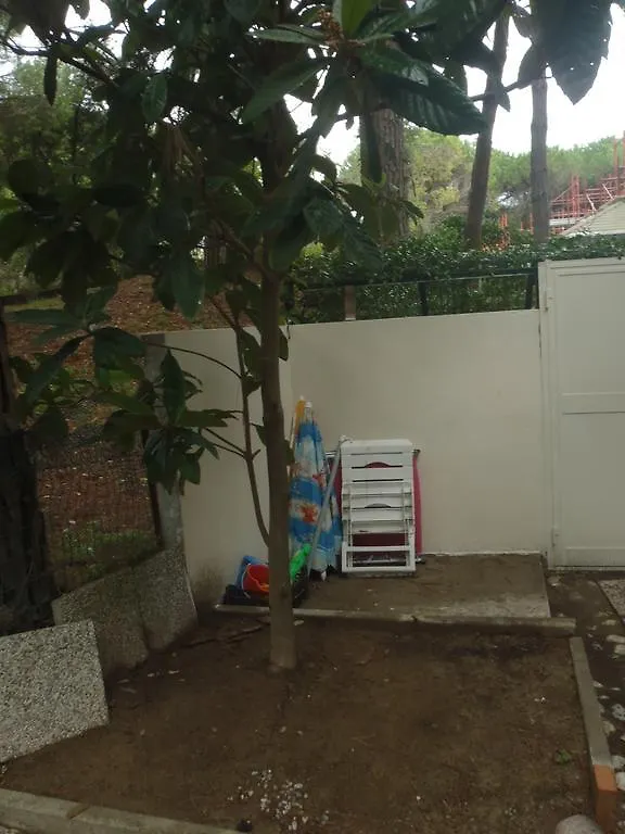 Villa Trifoglio 리도 디 예솔로 아파트